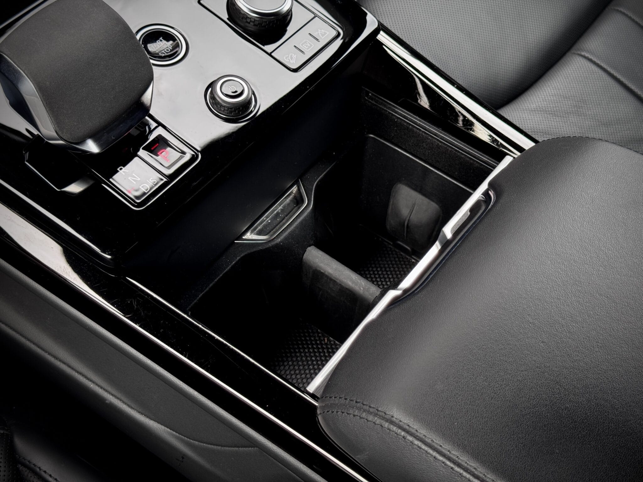 Land Rover Range Rover Sport — foto 34