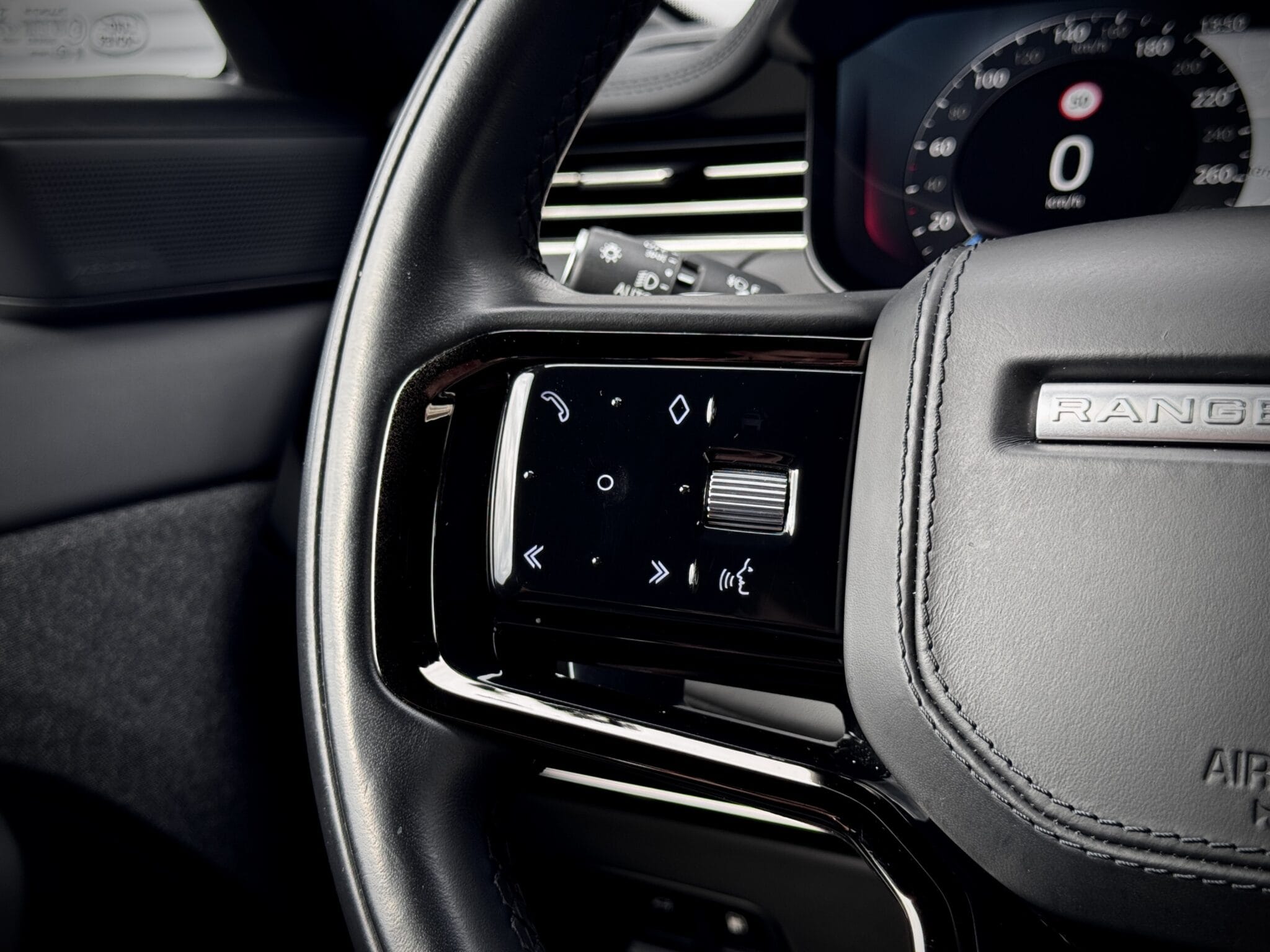 Land Rover Range Rover Sport — foto 40