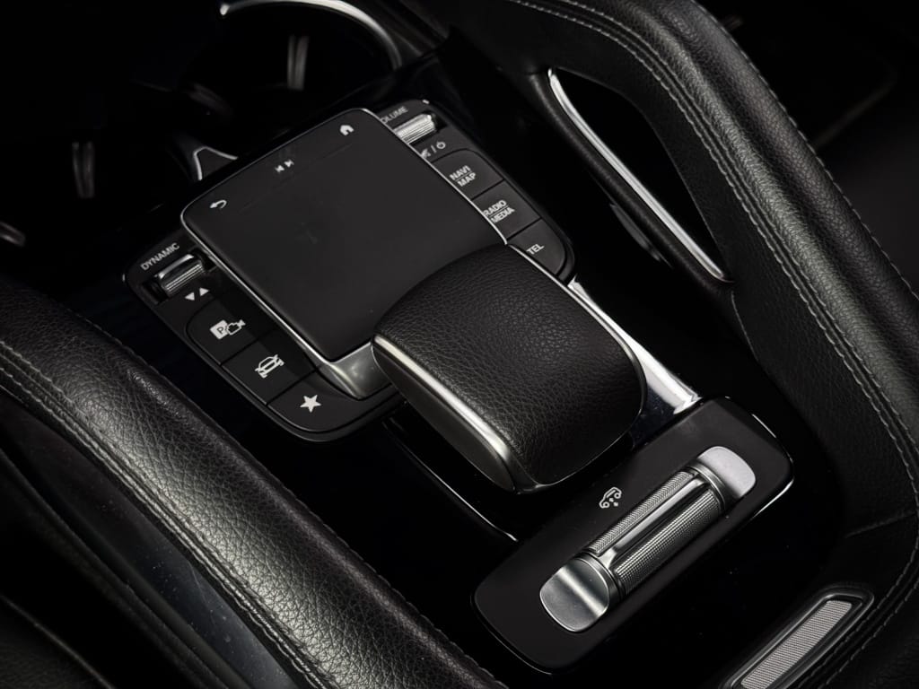 Mercedes-Benz GLE — foto 47