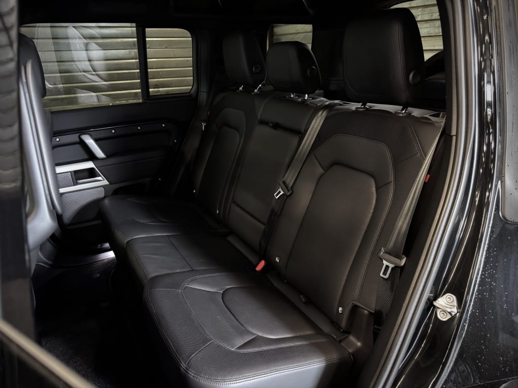 Land Rover Defender — foto 8