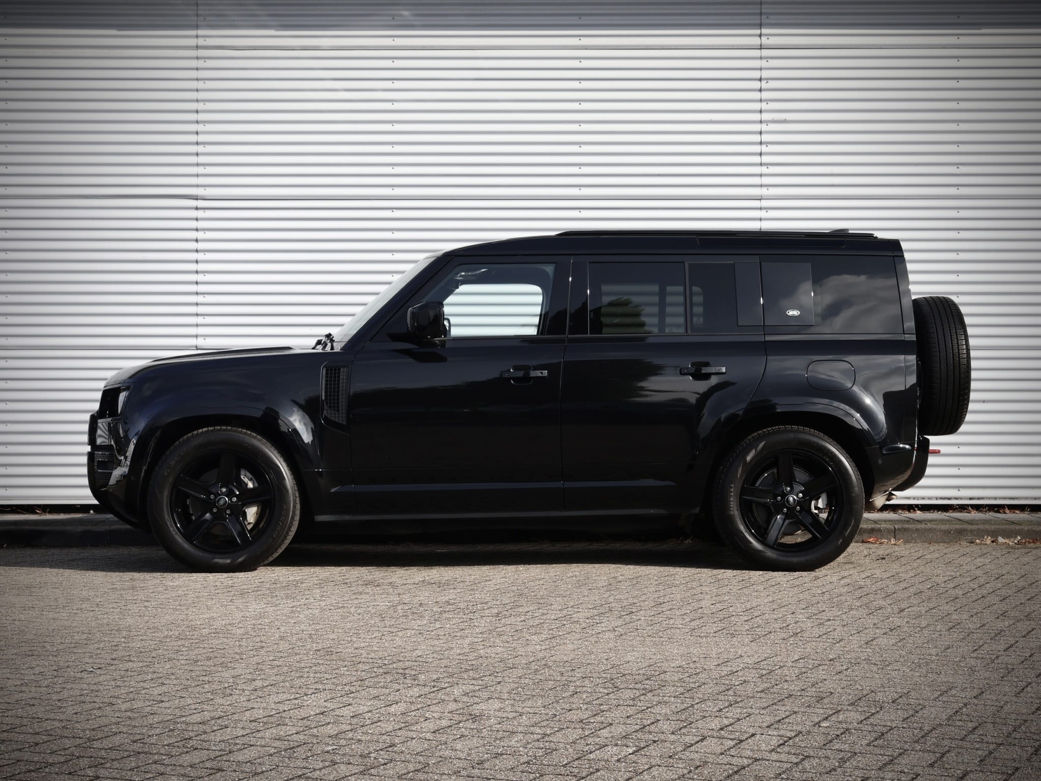 Land Rover Defender — foto 11