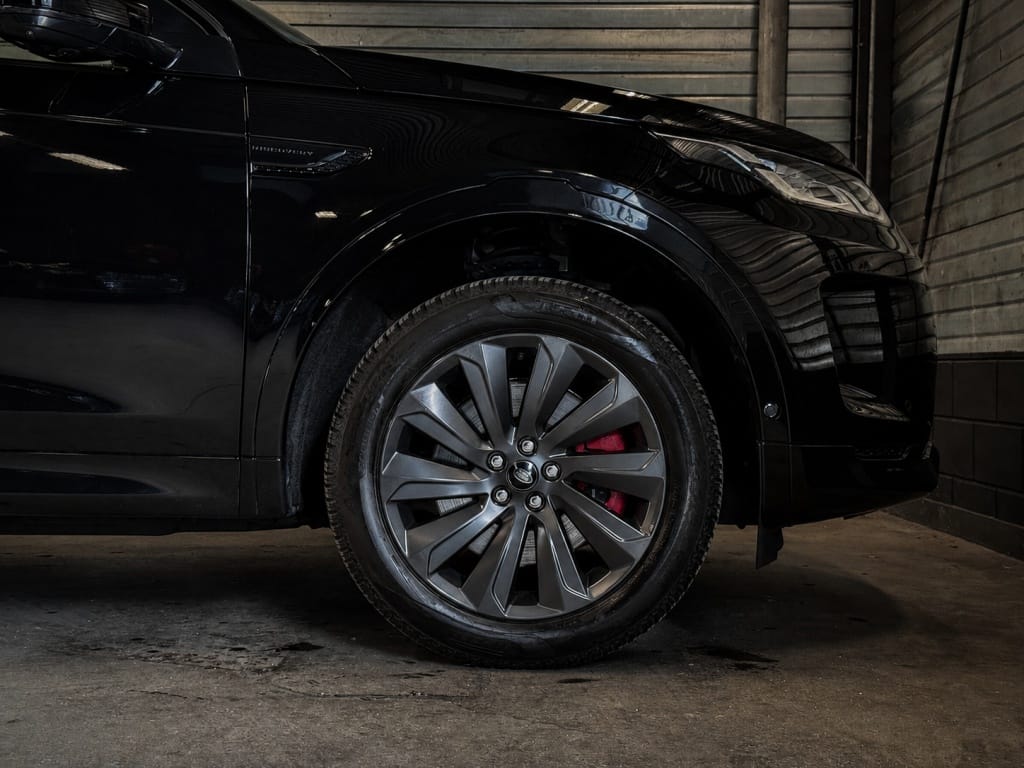 Land Rover Discovery Sport — foto 16