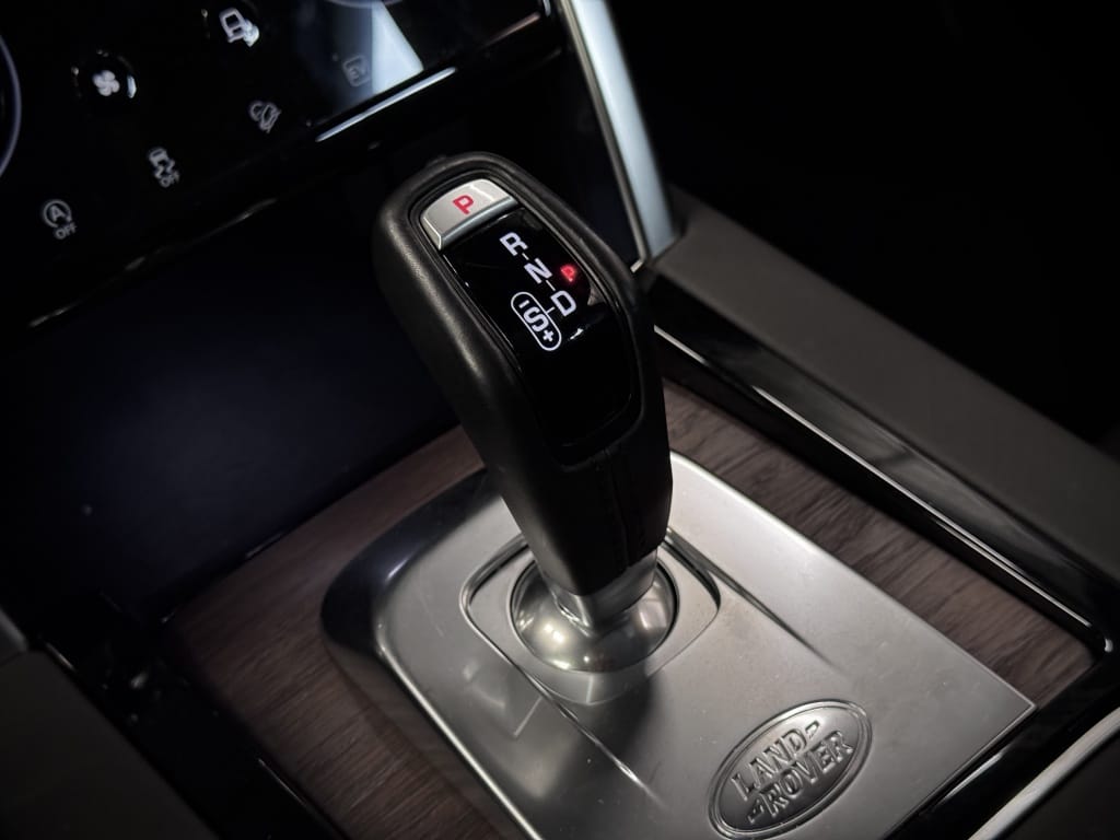 Land Rover Discovery Sport — foto 32