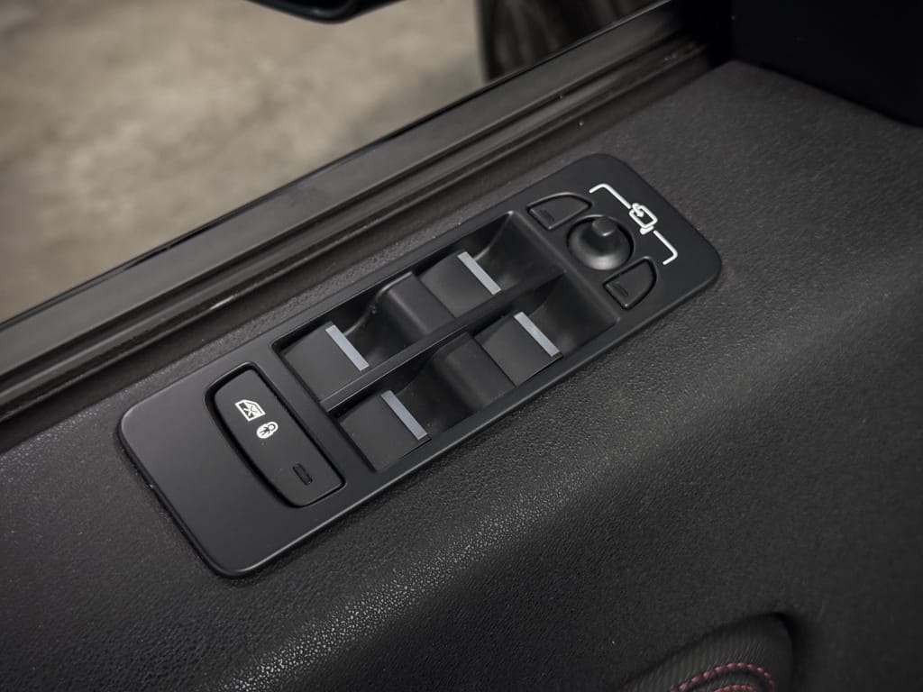 Land Rover Discovery Sport — foto 48