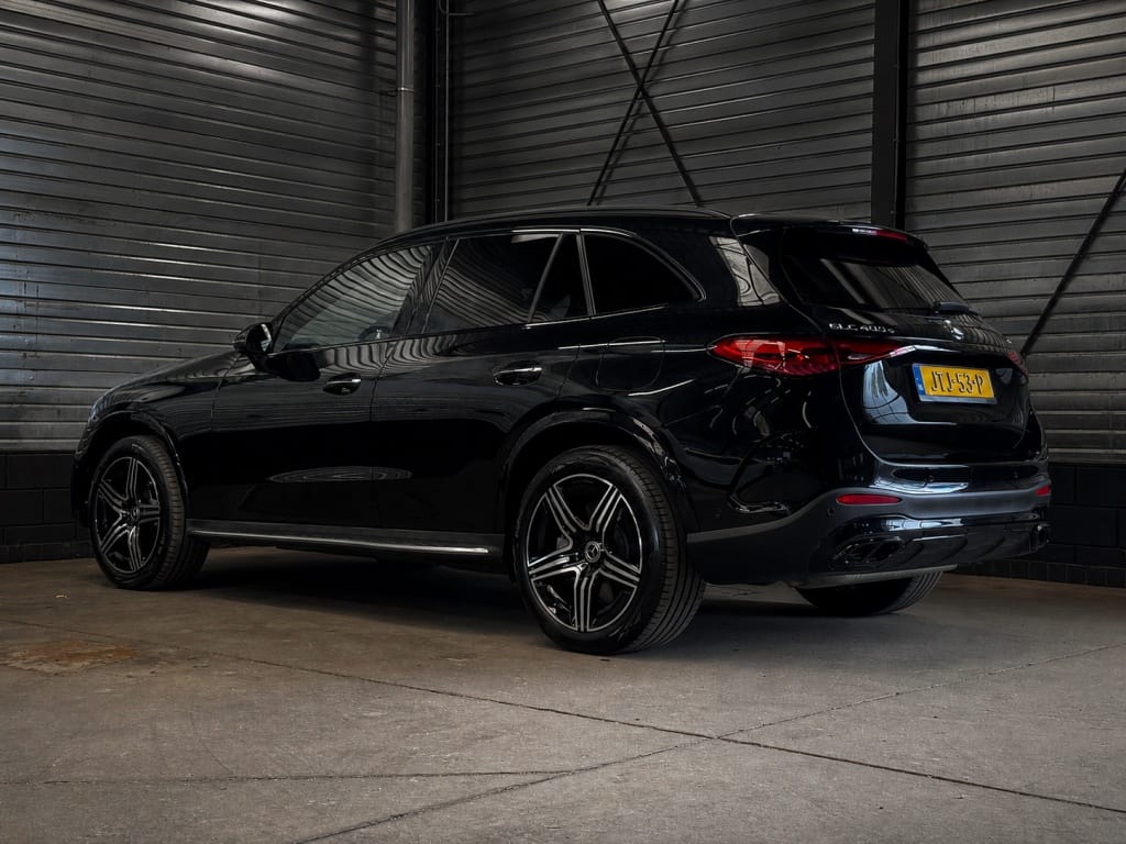 Mercedes-Benz GLC — foto 12