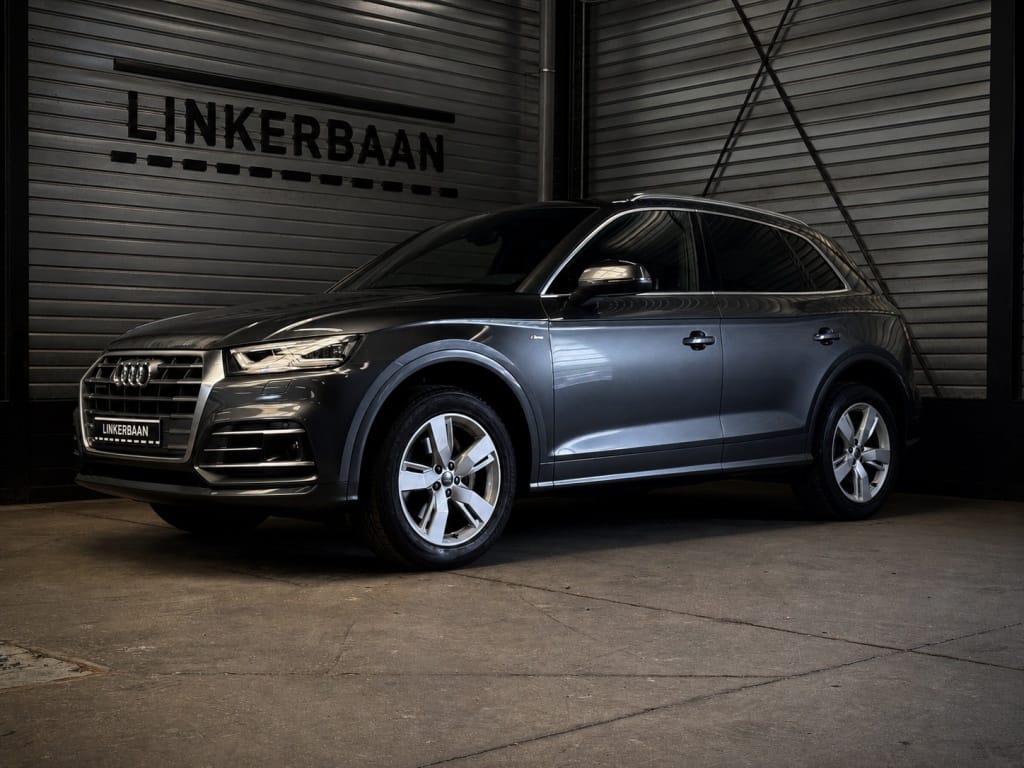 Audi Q5 — foto 1