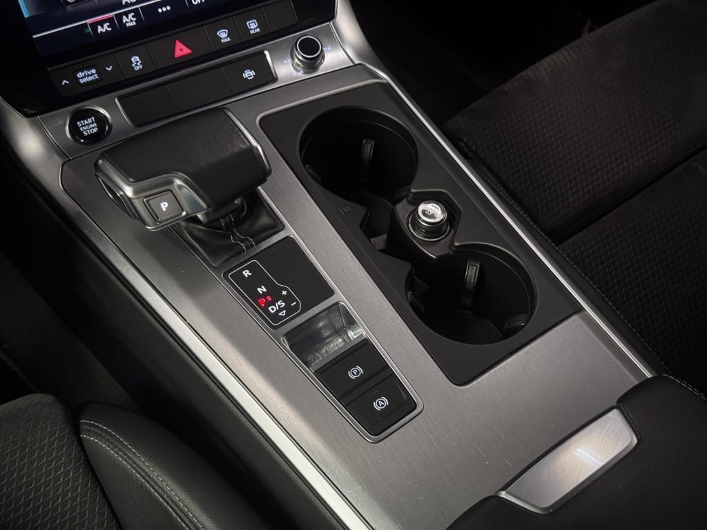 Audi A6 — foto 29