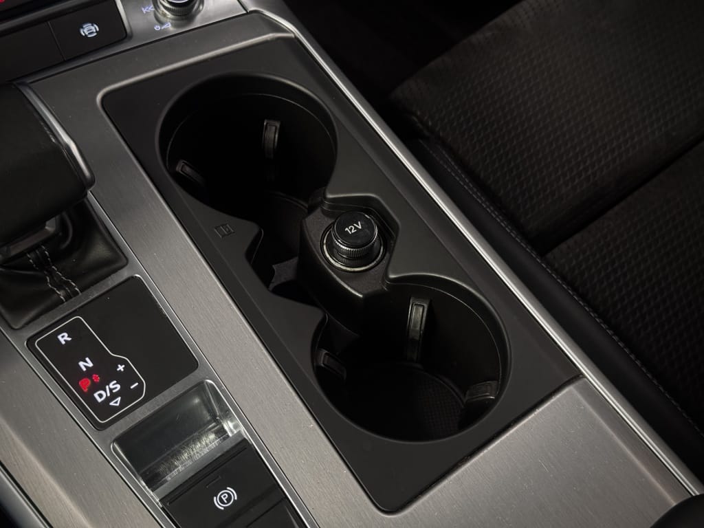 Audi A6 — foto 32