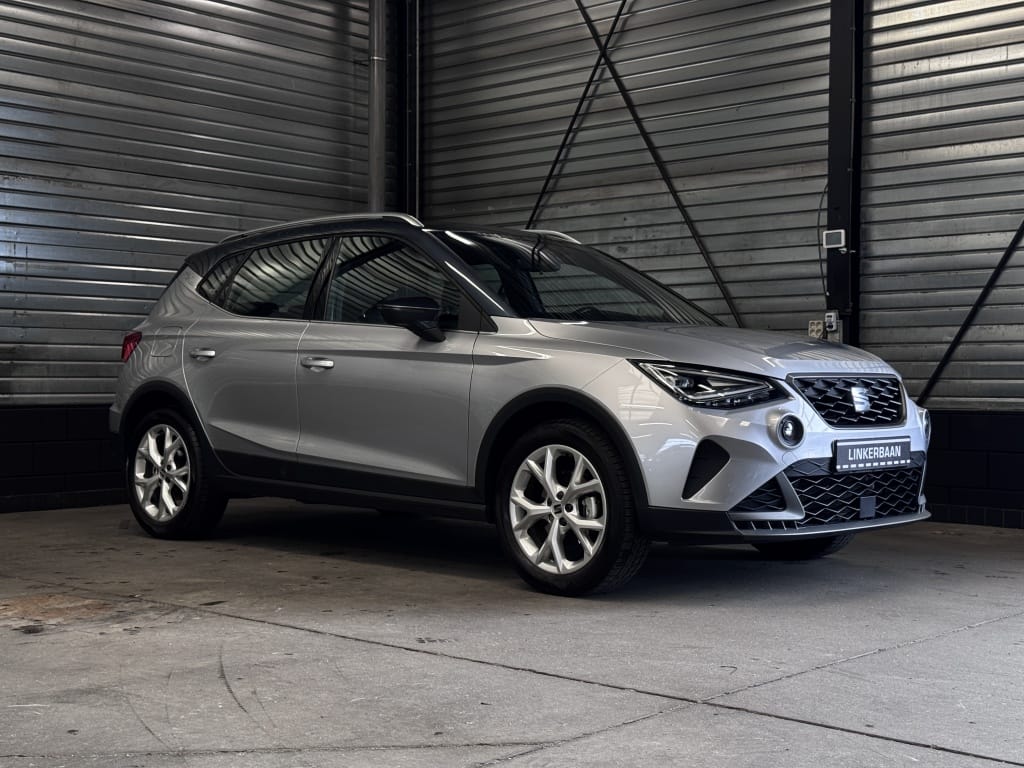SEAT Arona — foto 10