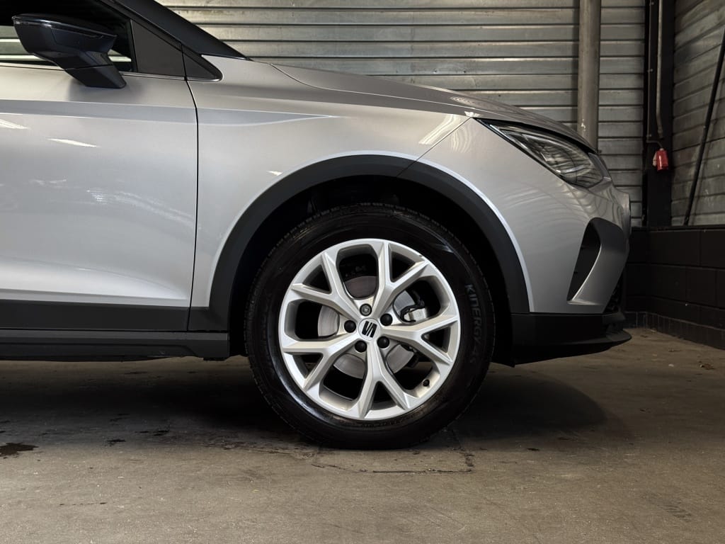 SEAT Arona — foto 15