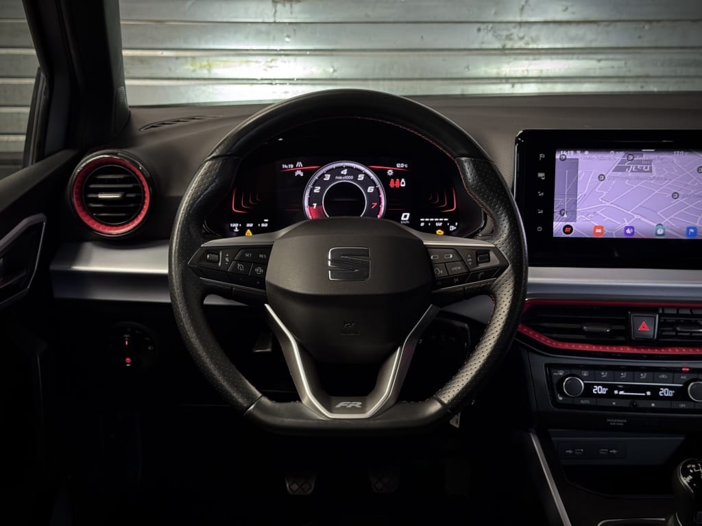 SEAT Arona — foto 28
