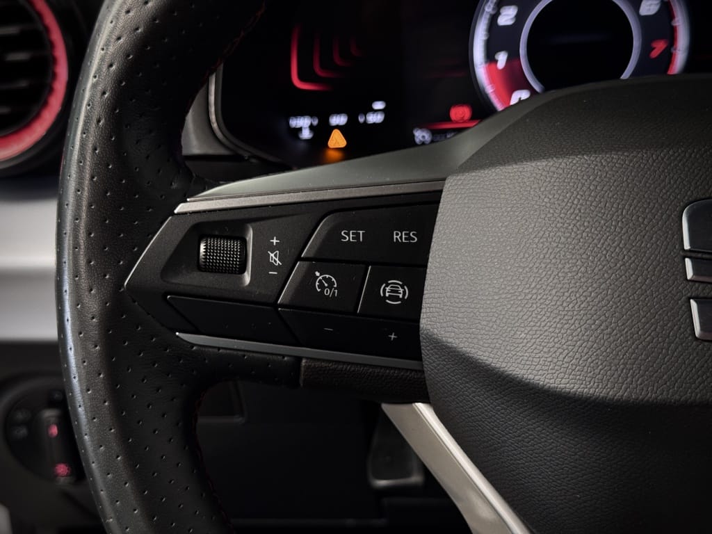 SEAT Arona — foto 47