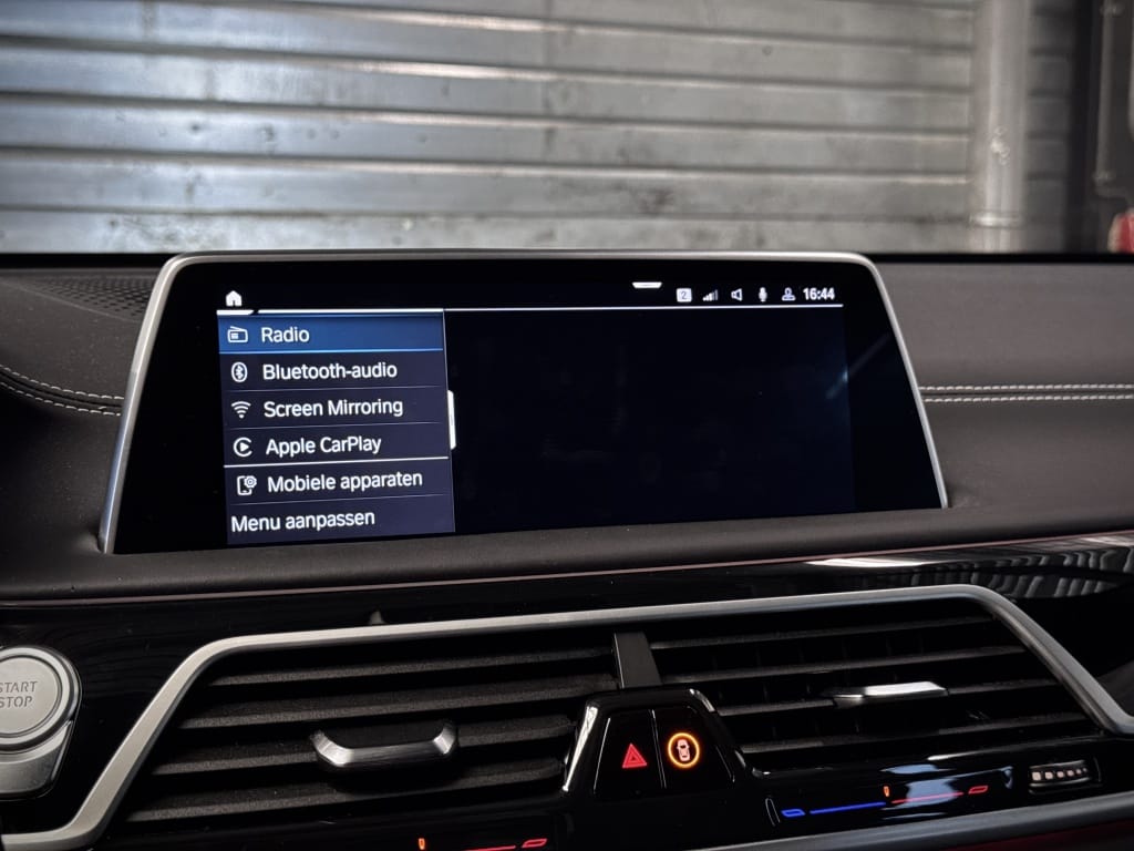 BMW 7 — foto 24
