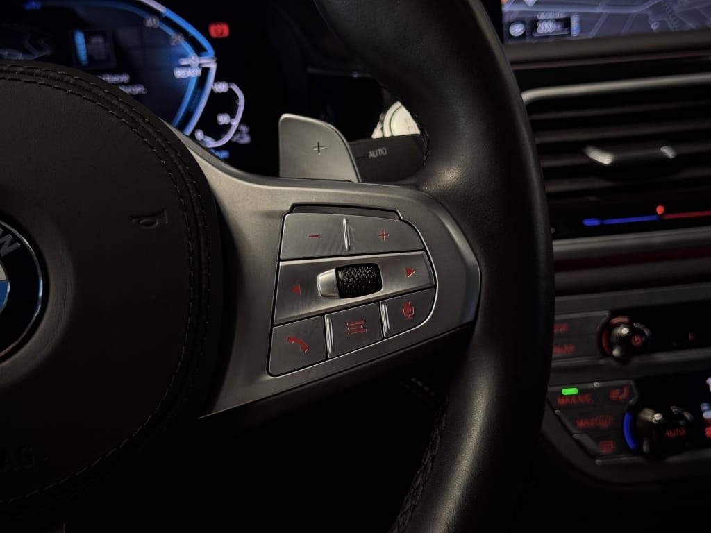 BMW 7 — foto 39