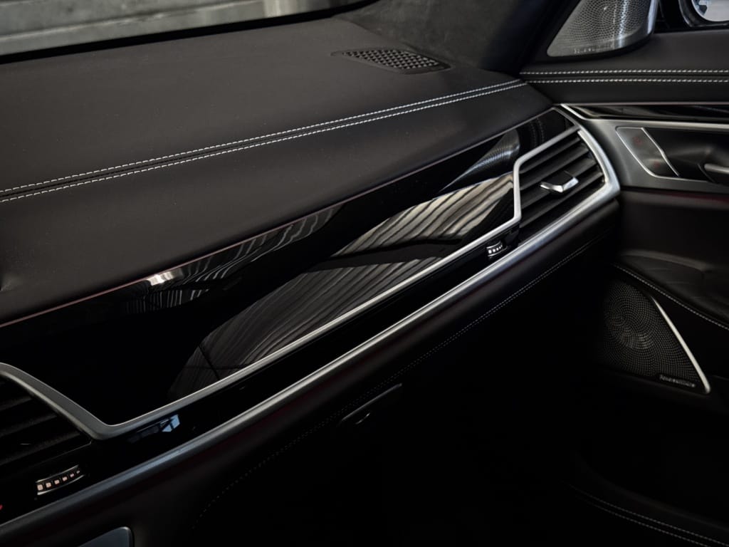 BMW 7 — foto 47