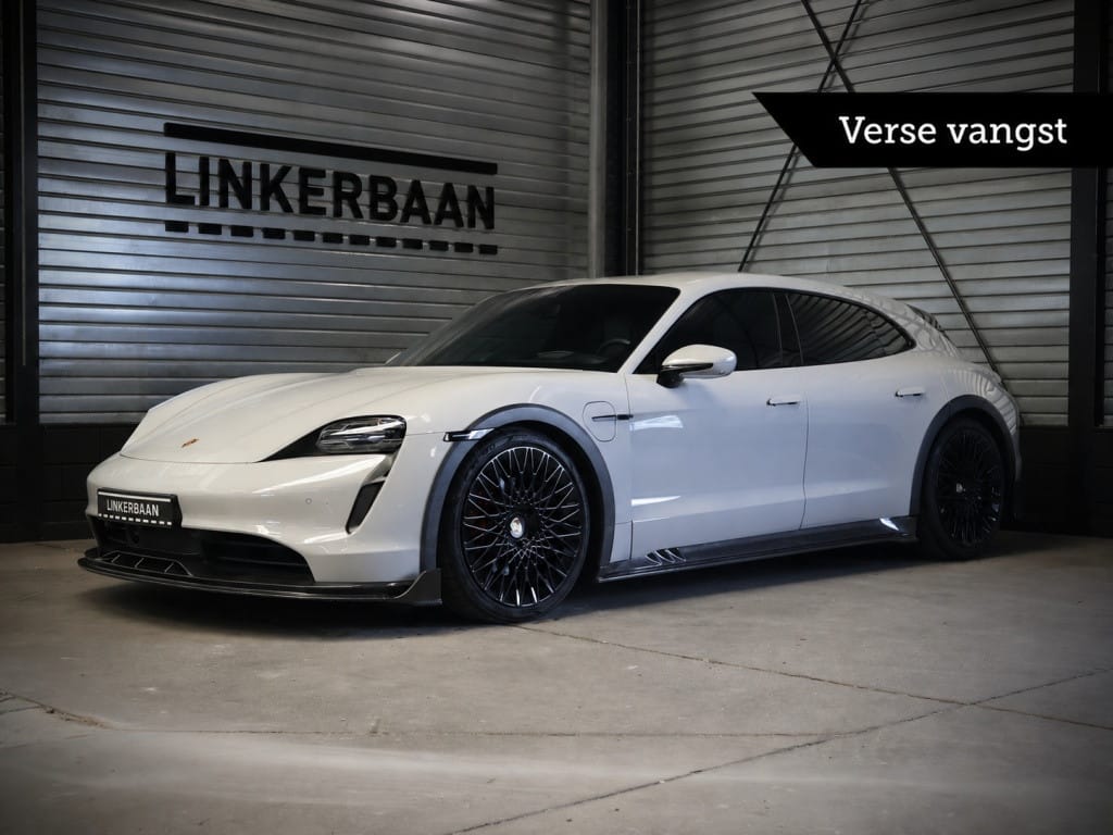 Porsche Taycan Cross Turismo — foto 1