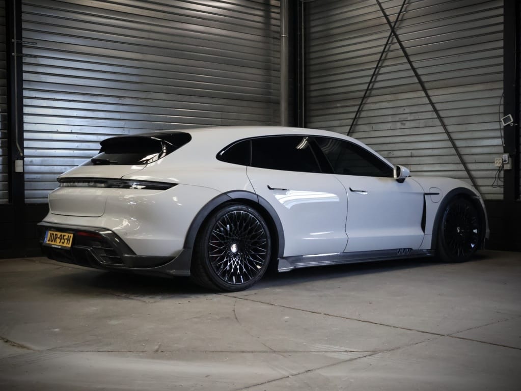 Porsche Taycan Cross Turismo — foto 4
