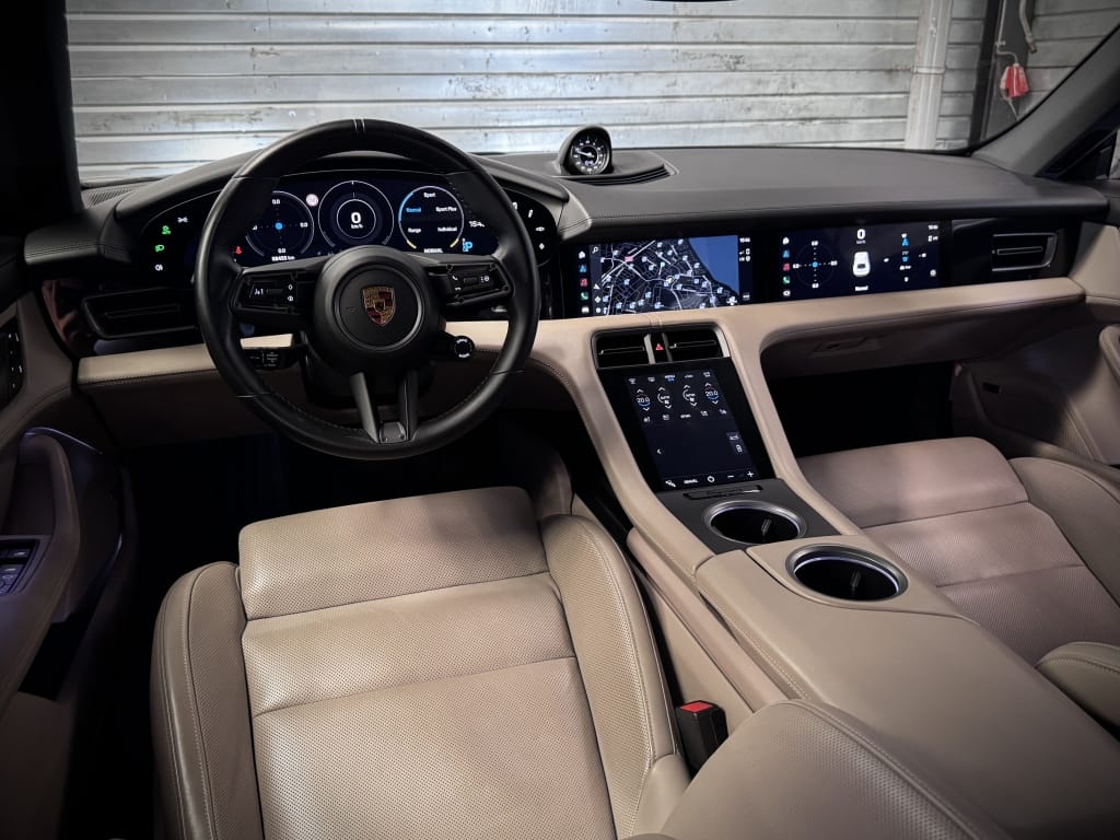 Porsche Taycan Cross Turismo — foto 5