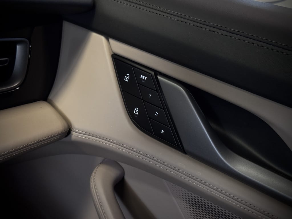 Porsche Taycan Cross Turismo — foto 38
