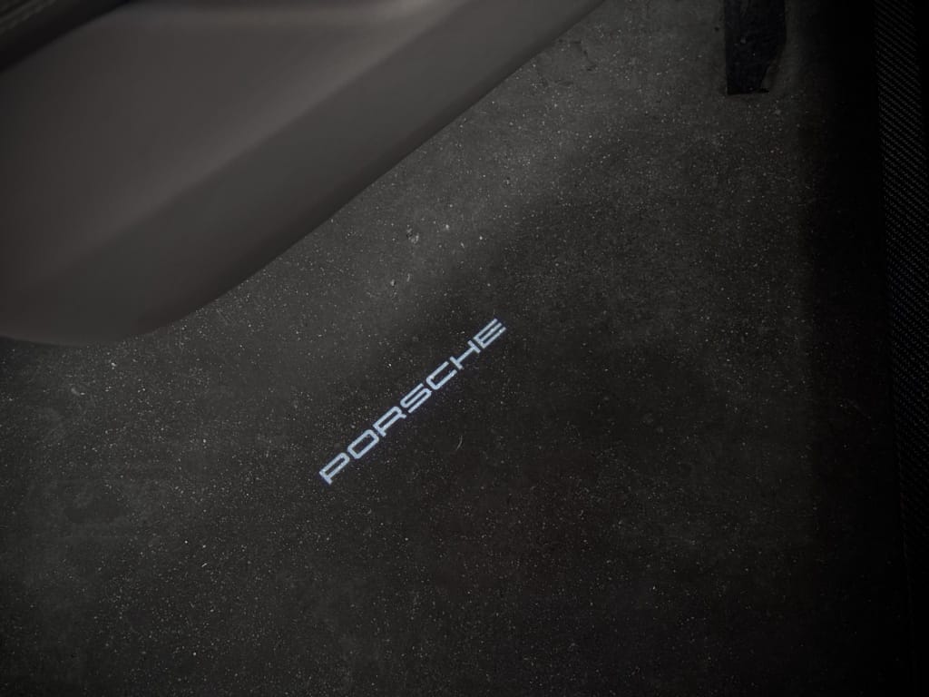 Porsche Taycan Cross Turismo — foto 55