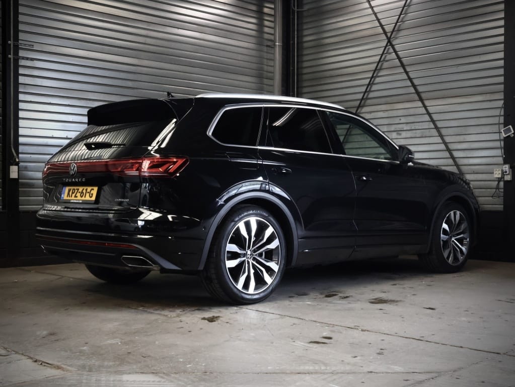 Volkswagen Touareg — foto 4