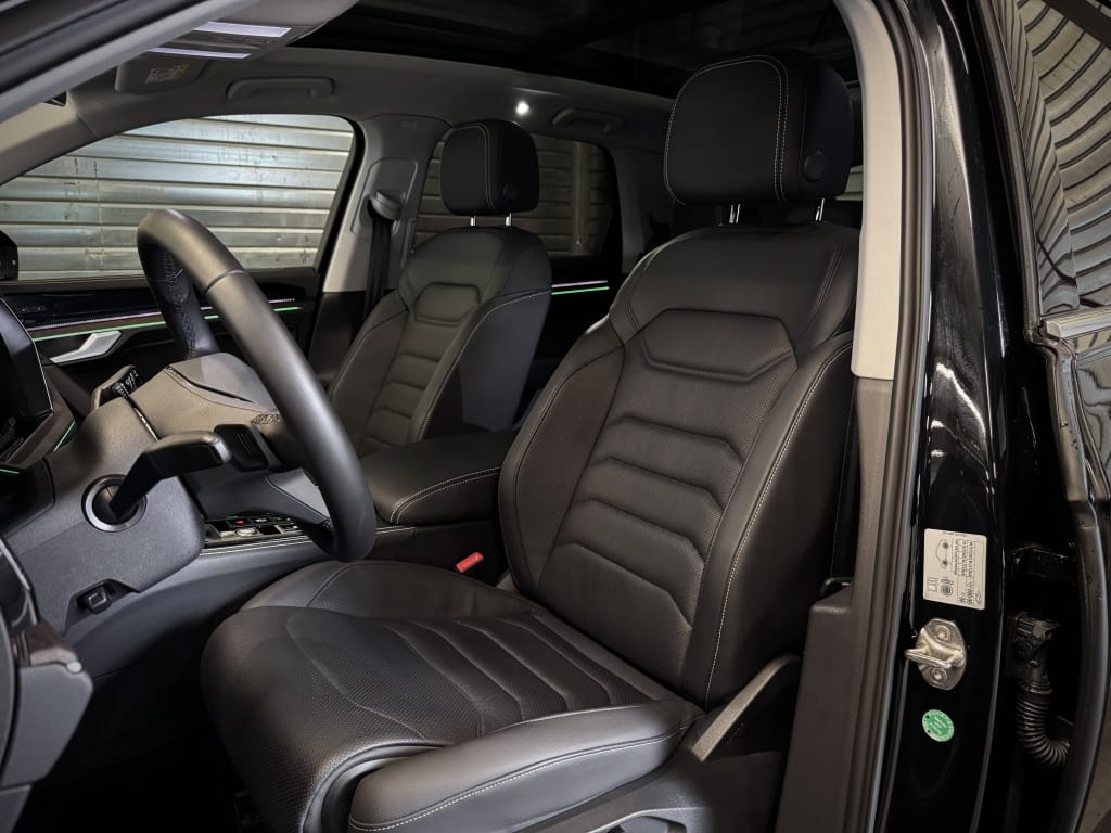 Volkswagen Touareg — foto 7