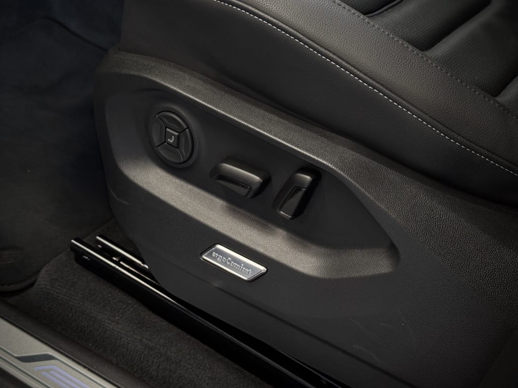 Volkswagen Touareg — foto 10