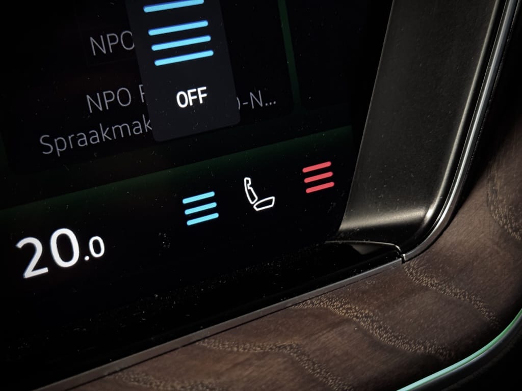 Volkswagen Touareg — foto 27