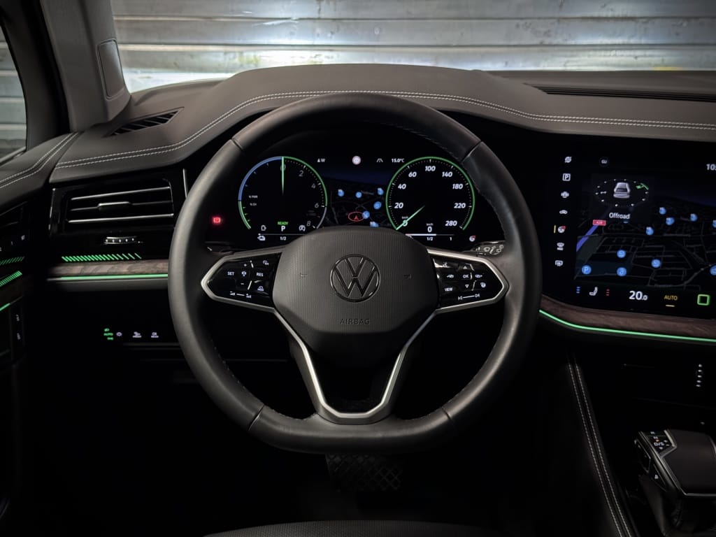 Volkswagen Touareg — foto 34