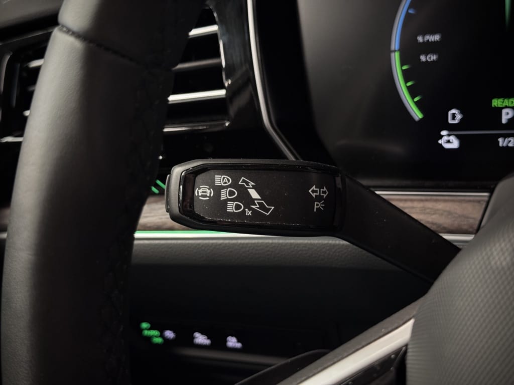 Volkswagen Touareg — foto 39