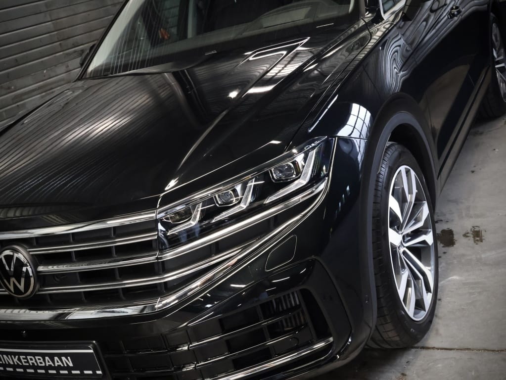 Volkswagen Touareg — foto 43