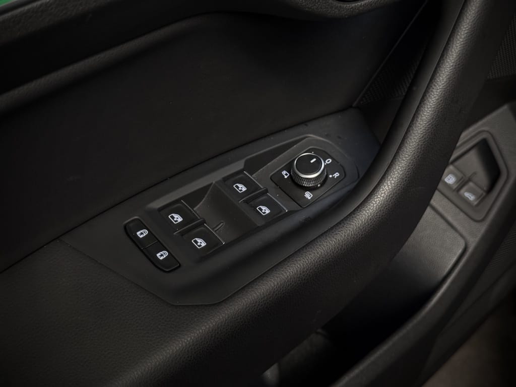 Volkswagen Touareg — foto 47
