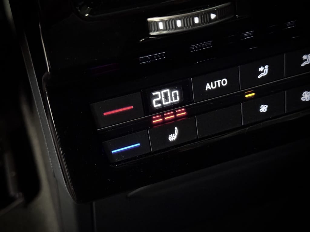 Volkswagen Touareg — foto 53