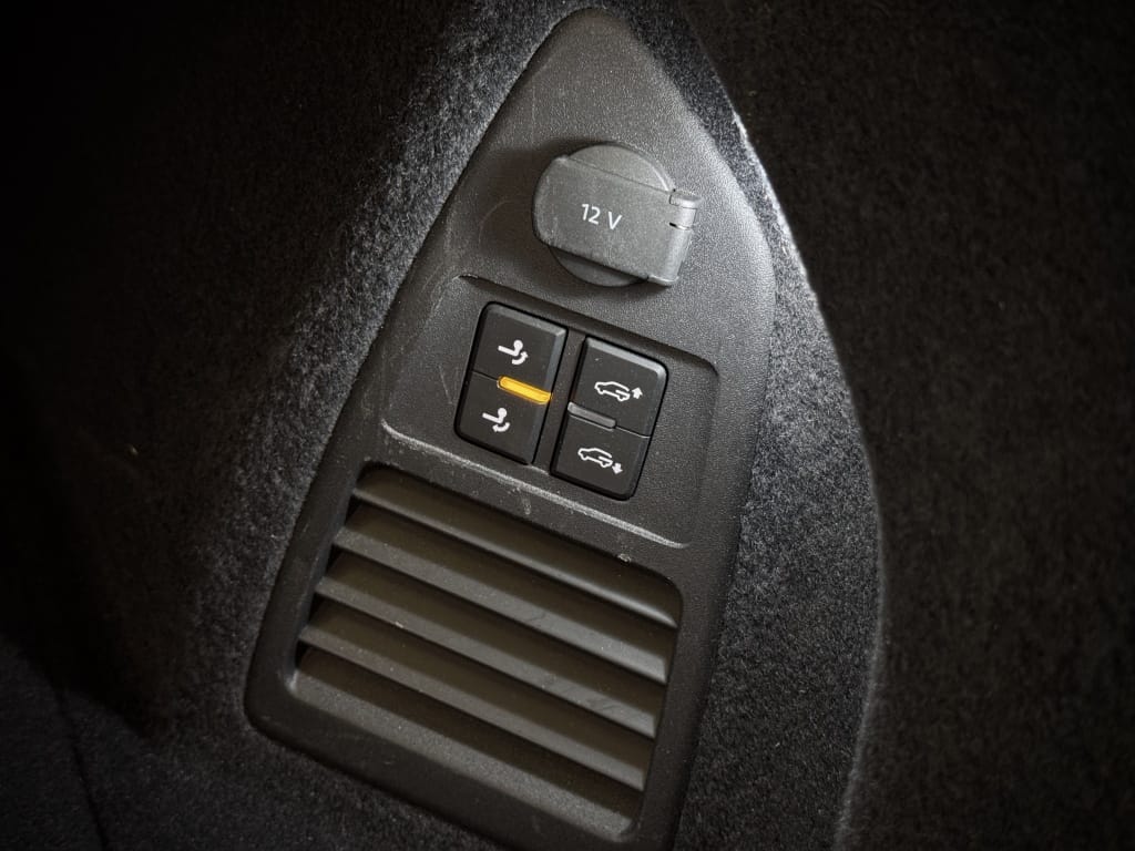 Volkswagen Touareg — foto 54