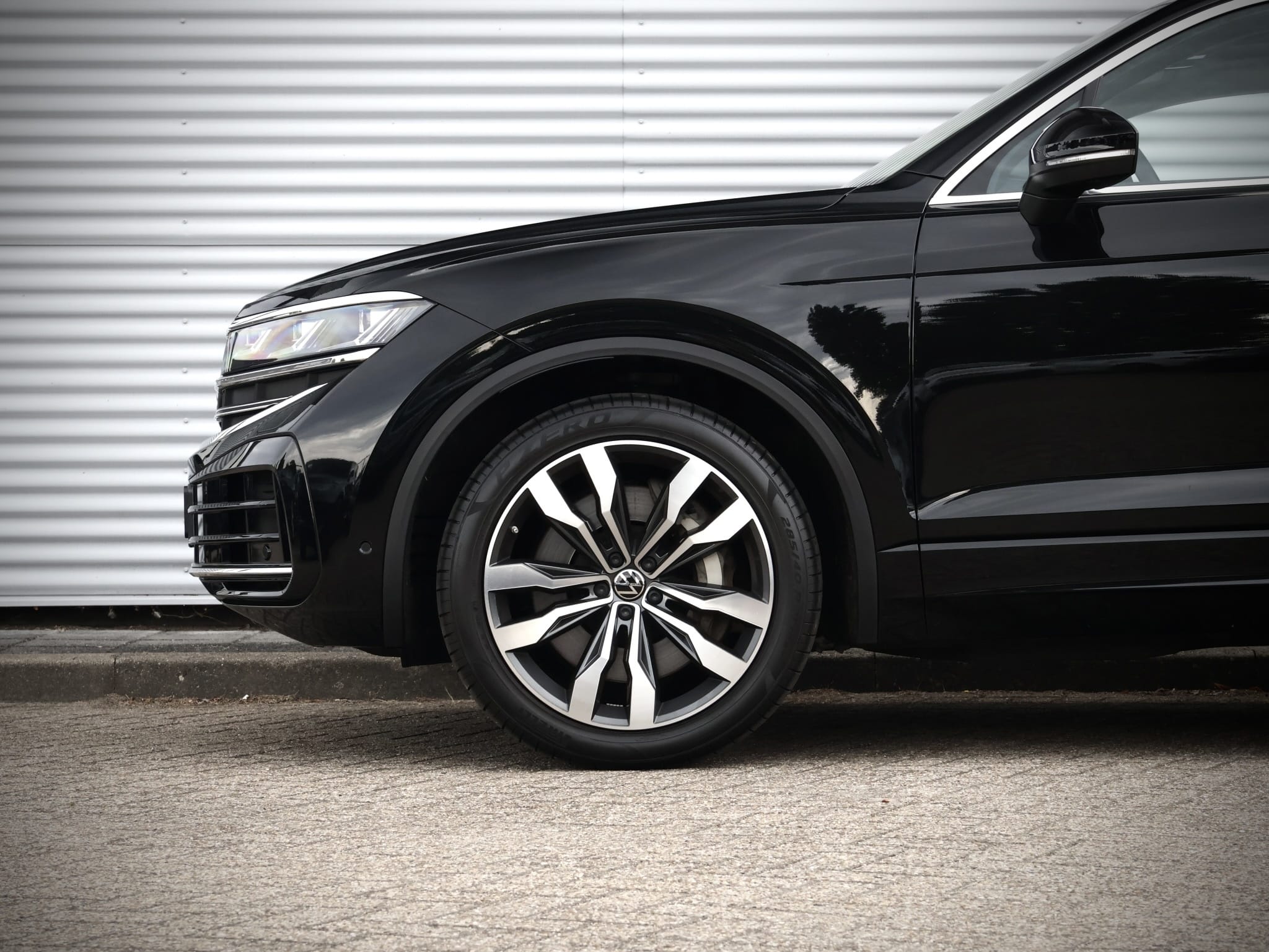 Volkswagen Touareg — foto 11