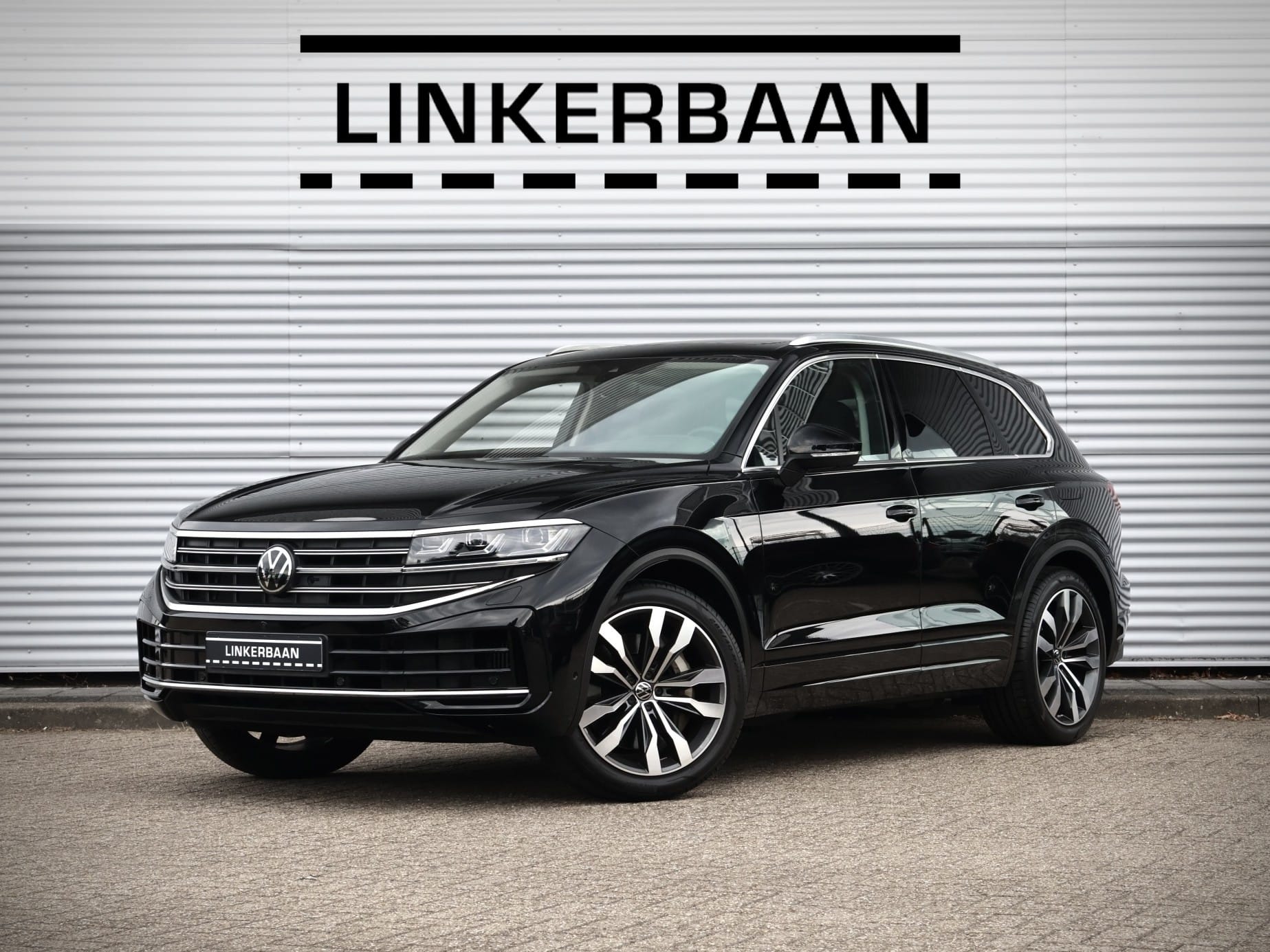 Volkswagen Touareg — foto 1