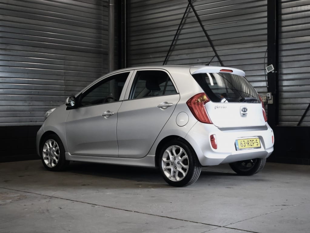 Kia Picanto — foto 10