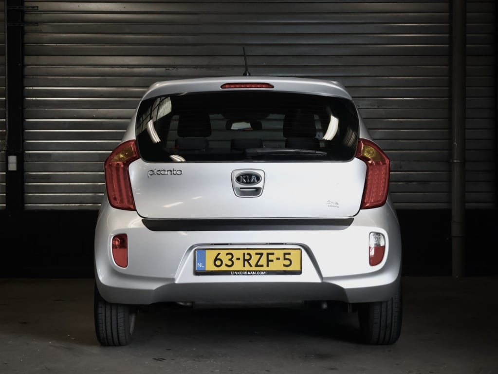 Kia Picanto — foto 11