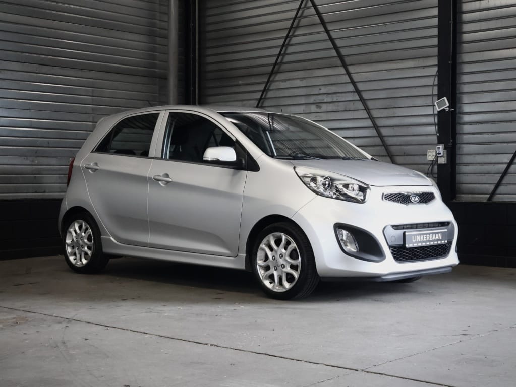 Kia Picanto — foto 13
