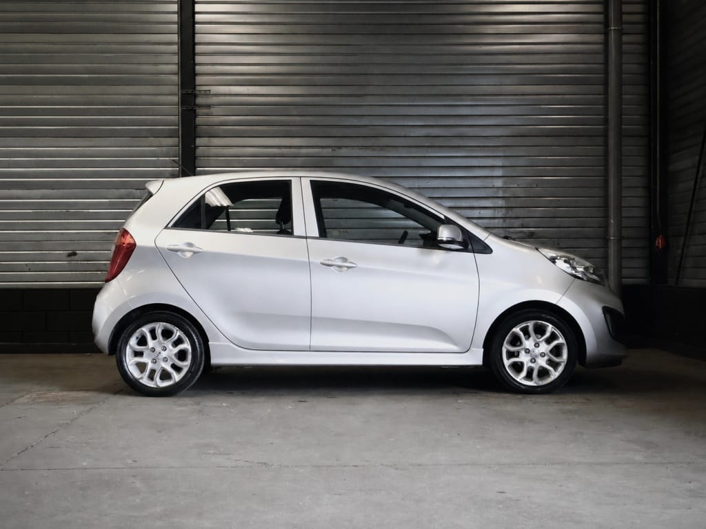 Kia Picanto — foto 14