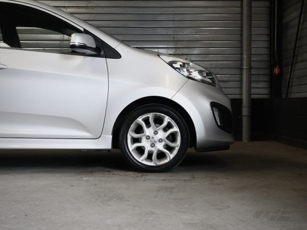 Kia Picanto — foto 15