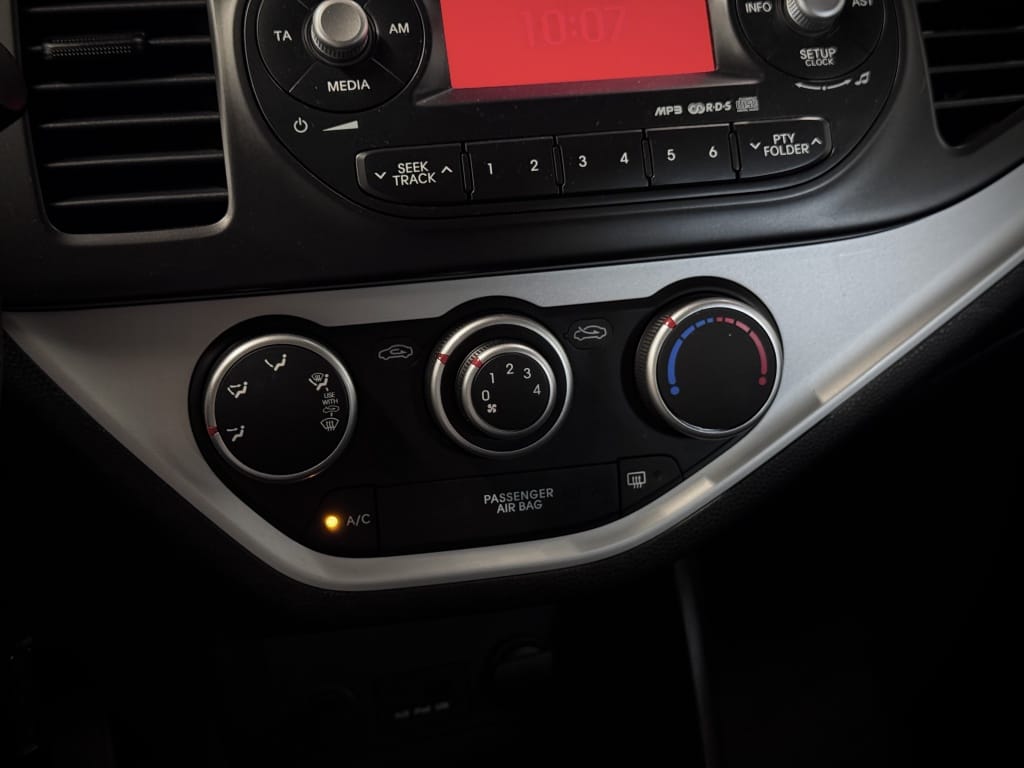 Kia Picanto — foto 23