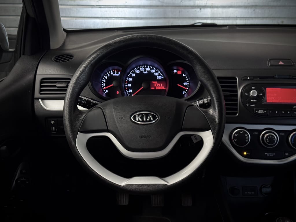 Kia Picanto — foto 29