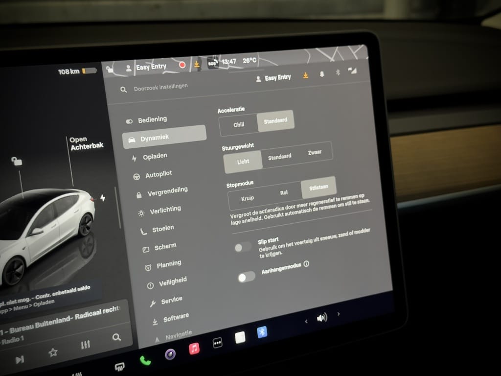 Tesla Model 3 — foto 21