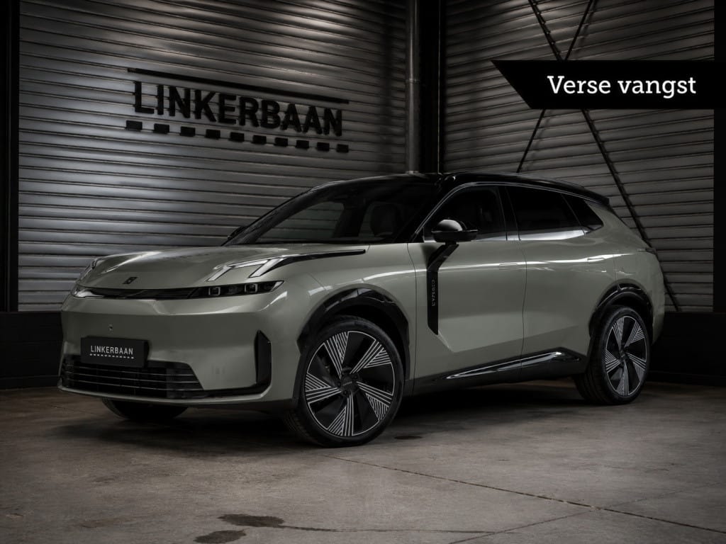 Lynk & Co 08 — foto 1