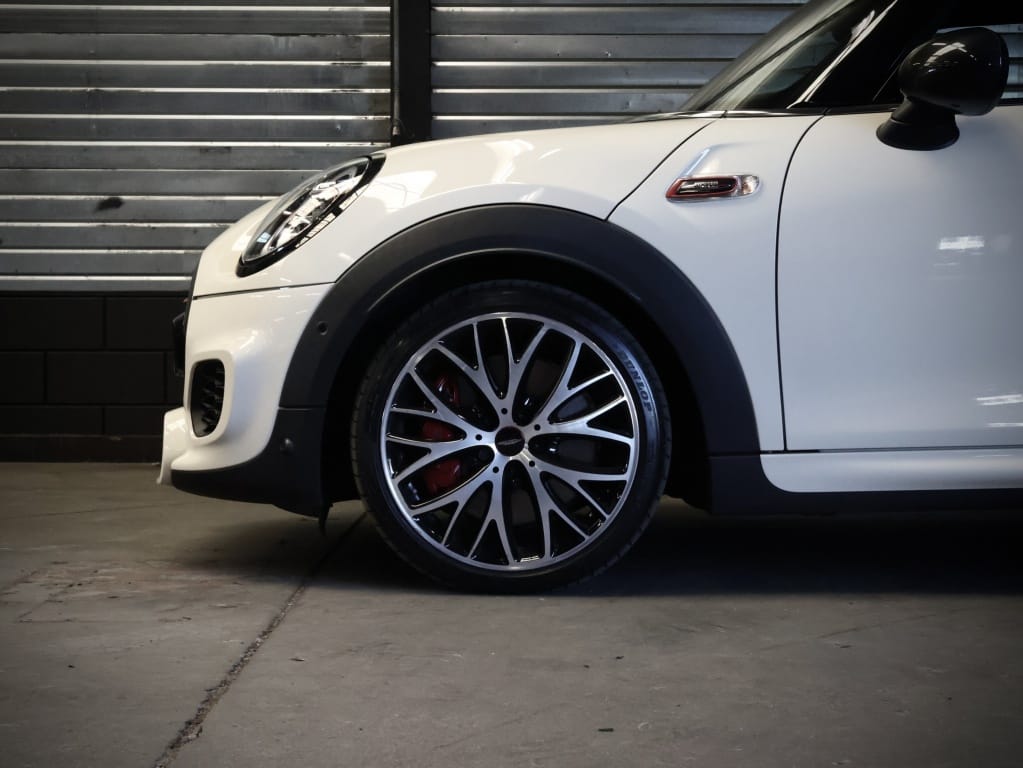 MINI John Cooper Works — foto 9