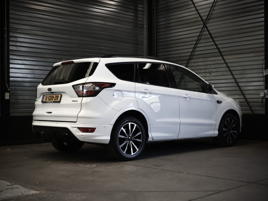 Ford Kuga — foto 3