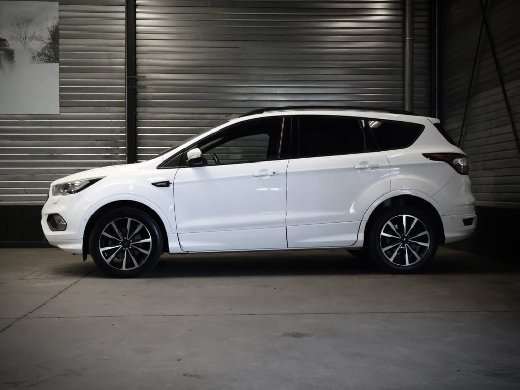 Ford Kuga — foto 8