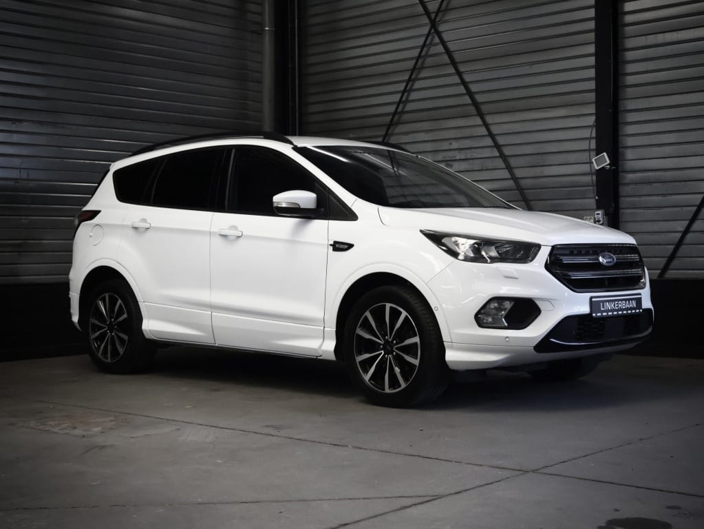 Ford Kuga — foto 12