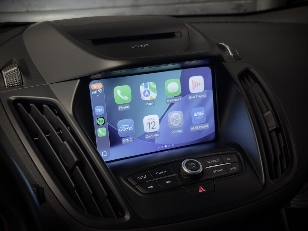 Ford Kuga — foto 17